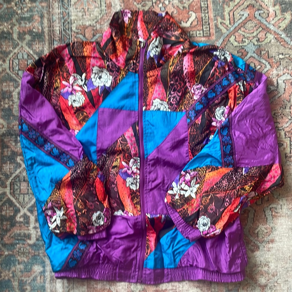 Vintage 80s Embroidered Pattern Windbreaker
